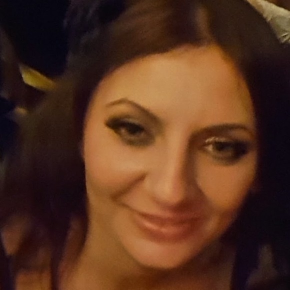 Profile Picture of Tijana Krstic (@tijanark84) on Poshmark