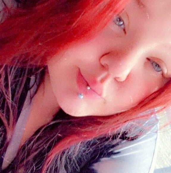 Profile Picture of Lily Foster (@lilylove12314) on Poshmark