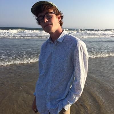 Profile Picture of Dylan Owen (@DigbyDaDinosaur) on Twitter
