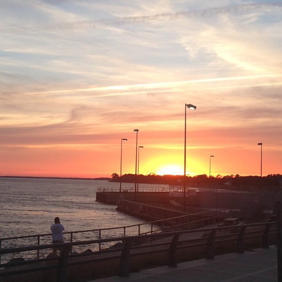 Profile Picture of Moira Alsbrooks (@sasisee) on Poshmark