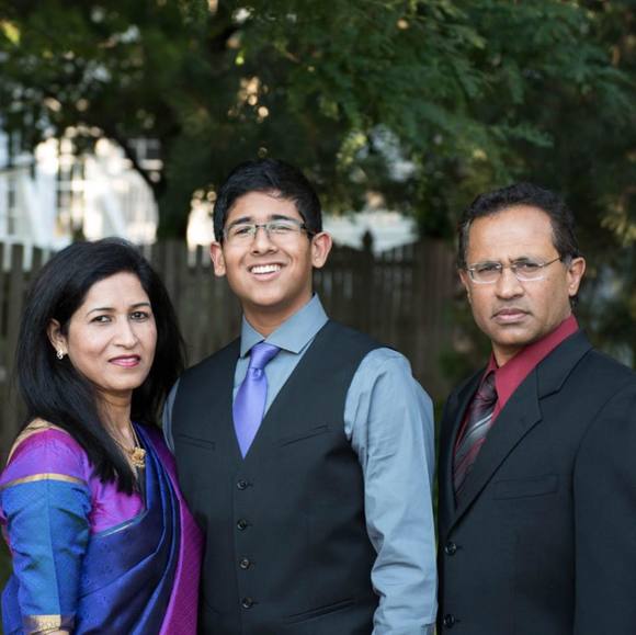 Profile Picture of Shiny Chacko (@shinymolchacko) on Poshmark