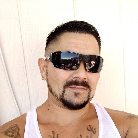 Profile Picture of Michael Apodaca (@michael_apodaca) on Poshmark