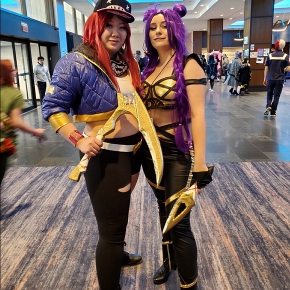 Profile Picture of Randi Olson (@randalishous) on Poshmark