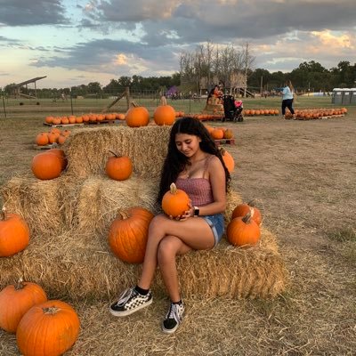 Profile Picture of Amy Portillo (@amyportillo373) on Twitter