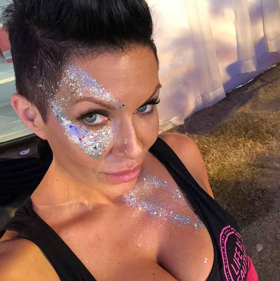 Profile Picture of Joelle Payne (@joelle1111) on Poshmark