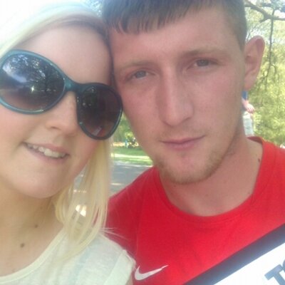 Profile Picture of Ashleigh And Mark (@ashleighod22) on Twitter