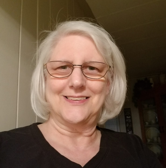 Profile Picture of Carol Conley (@cnly_crl) on Poshmark