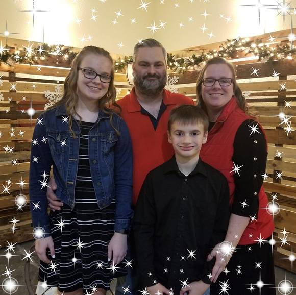 Profile Picture of Karissa Keller pforts (@karissapforts) on Poshmark