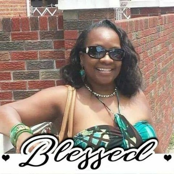 Profile Picture of Cassandra Allison (@ccallison07) on Poshmark
