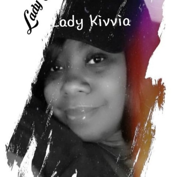 Profile Picture of Tikivvia Burnam whitehead (@tikivviab) on Poshmark