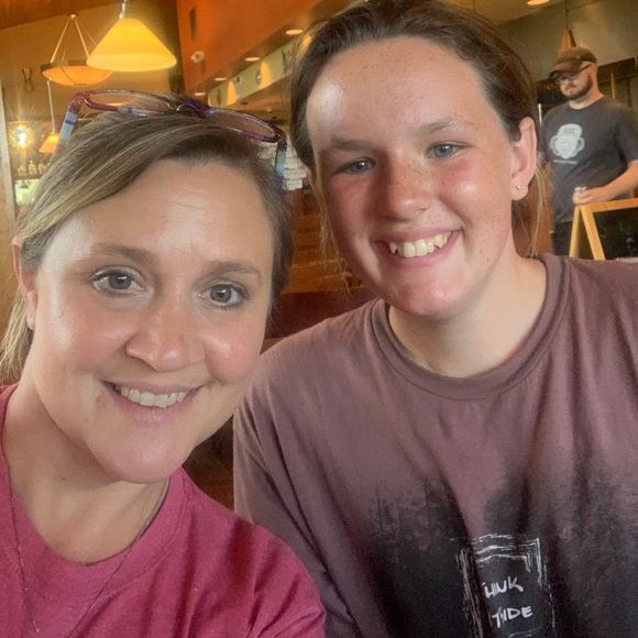 Profile Picture of Paula Carter (@paulacarter364) on Poshmark