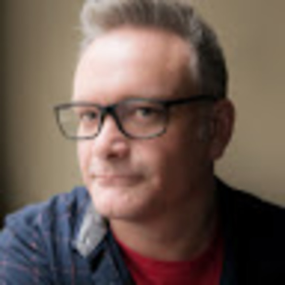 Profile Picture of Darren Grant (@darrengrant) on Poshmark