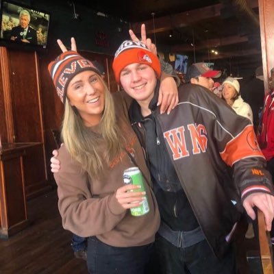 Profile Picture of Haileyhodgson (@haileyhodgson1) on Twitter