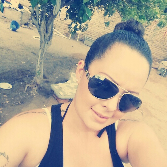 Profile Picture of Nancy Cabrera (@ncabrera383) on Poshmark