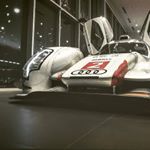 Profile Picture of mr. christopher w. martin (@loriakinseven) on Instagram