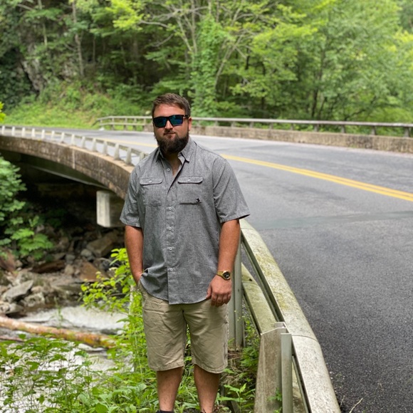 Profile Picture of Cody Kohl (@codykohl) on Poshmark