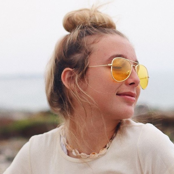 Profile Picture of Emma Gloetzner (@emmmajordyn1) on Poshmark