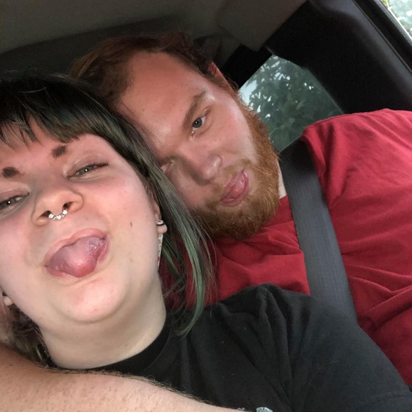 Profile Picture of Caleb Causton (@cameracutie93) on Poshmark