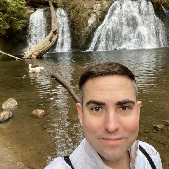 Profile Picture of Nathaniel Adams (@ocnat84) on Poshmark