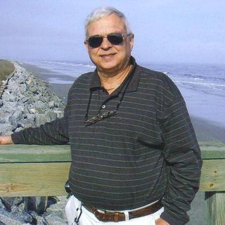 Profile Picture of Carlos Crosby (@Carlos-Crosby) on Facebook
