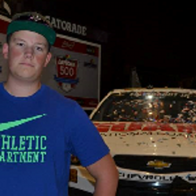 Profile Picture of Gavin Graves (@GravyTrain1999) on Twitter