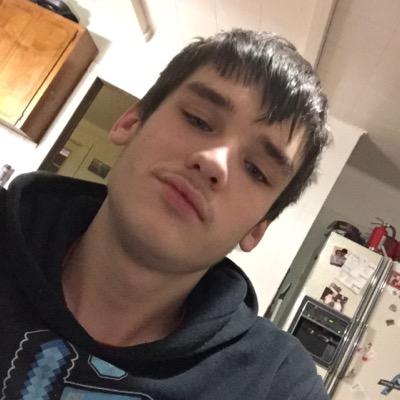Profile Picture of James Jennejohn (@jejjr15_james) on Twitter