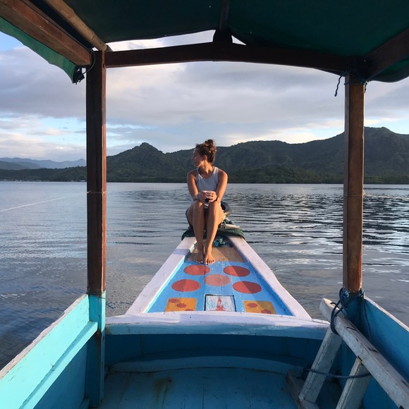 Profile Picture of Catherine Barnell (@dillsdigs) on Poshmark