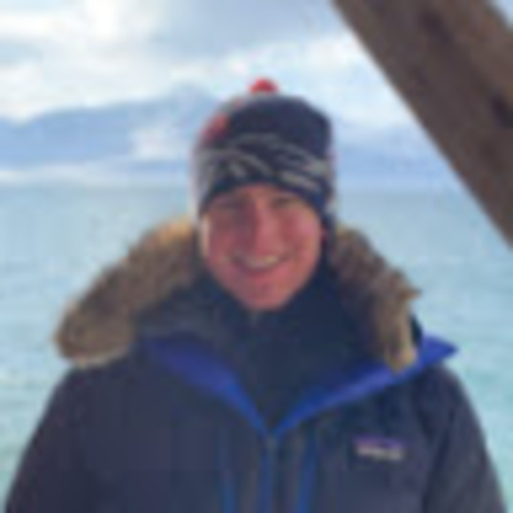 Profile Picture of Ian Derauf (@derauf1) on Poshmark