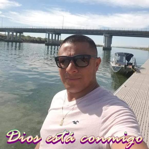 Profile Picture of Juan Arroyo (@cleaner7837) on Poshmark