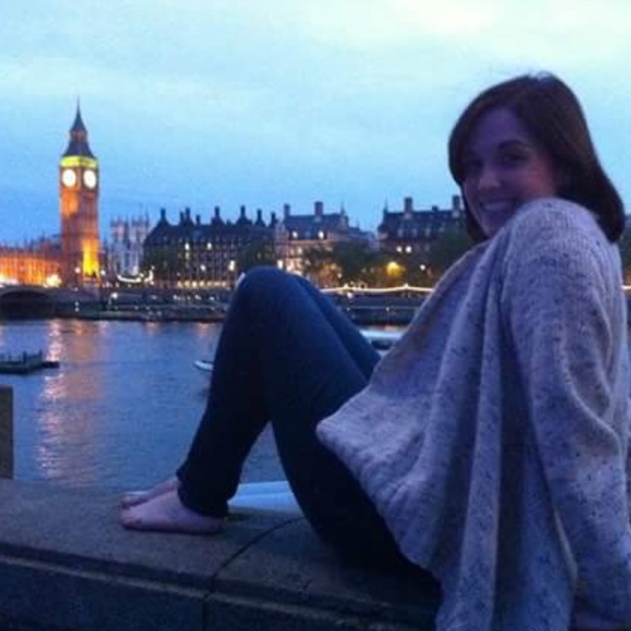 Patricia Hoctor - Poshmark Profile Picture of Patricia Hoctor (@pmhoctor) on Poshmark