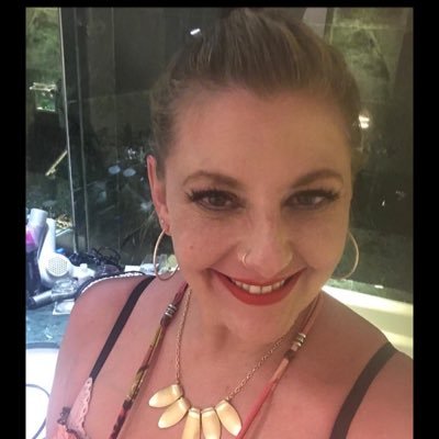 Profile Picture of Connie Olson (@ConnieOlson9) on Twitter