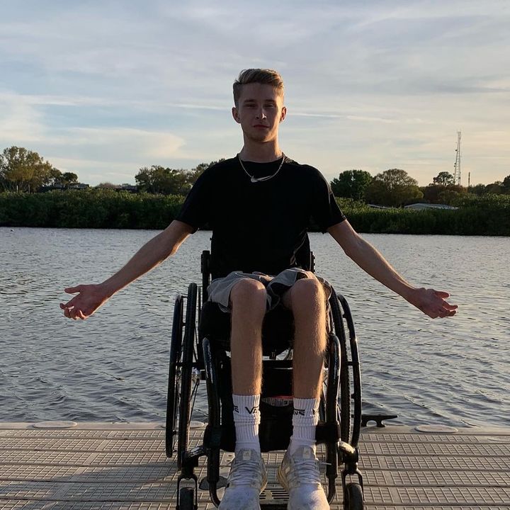 Profile Picture of Joey Johnston (@c6_joey) on Tiktok