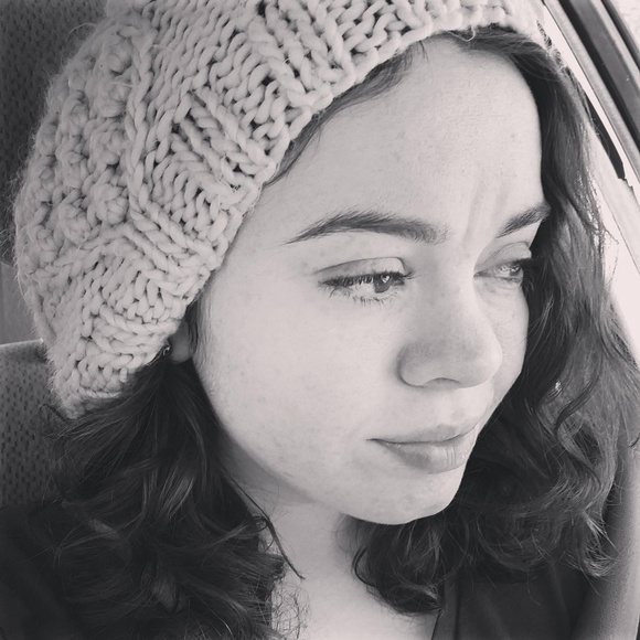 Profile Picture of Taylor Frank (@tnf91) on Poshmark