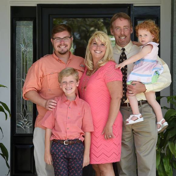 Profile Picture of Lisa Wheeler (@lisawheeler805) on Poshmark