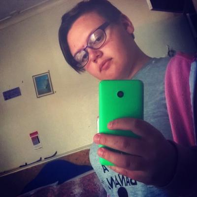 Profile Picture of Rachel Jayne Stamp (@RayRayJayne) on Twitter