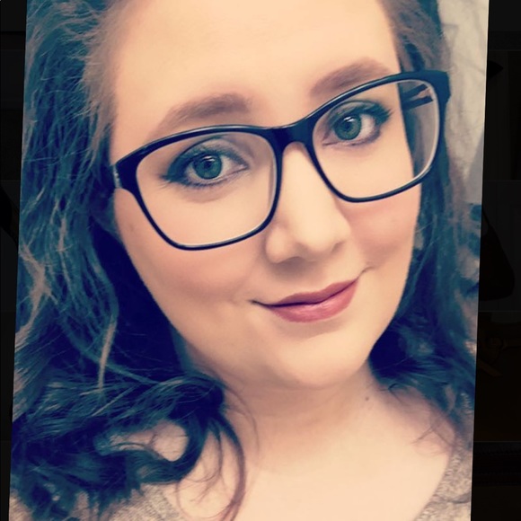 Profile Picture of Meghan Wilhide (@meghan_wilhide) on Poshmark