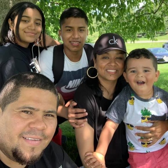 Profile Picture of Reiniery Tercero (@tercero23) on Poshmark