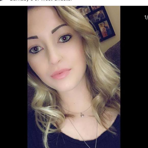 Profile Picture of Jessica Sharkey (@kyacheer5) on Poshmark