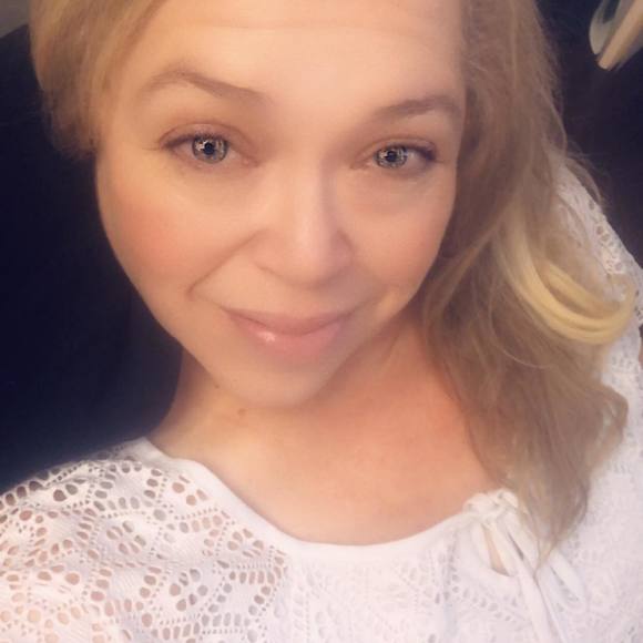 Profile Picture of Ynez Madrigal (@ynezmadrigal) on Poshmark