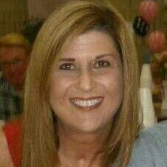 Profile Picture of Kimberly Kempen (@kkempen) on Poshmark