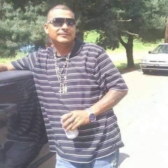 Profile Picture of Angel Mosqueda (@angelmosqueda) on Poshmark