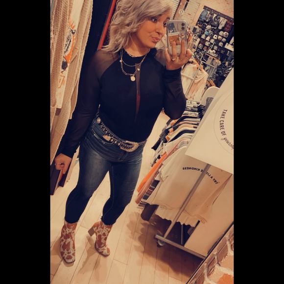 Profile Picture of Bri Smith (@breezyy23) on Poshmark