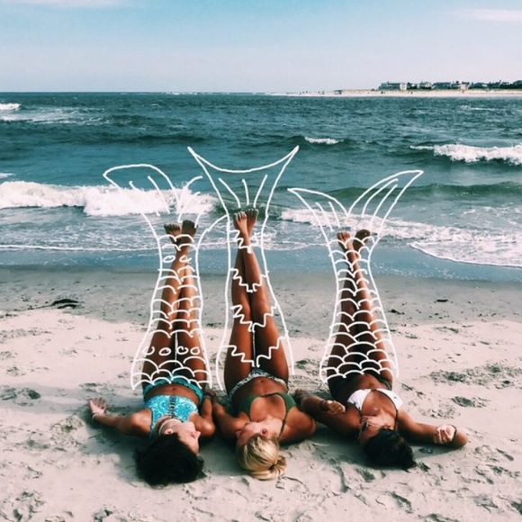 Profile Picture of Ava Aceto (@ava23512) on Poshmark