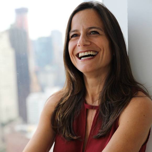 Profile Picture of Jen Alexander (@jennifarose) on Poshmark