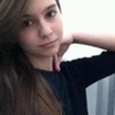 Profile Picture of Phoebe Wilkins (@PhoebeDebra) on Twitter