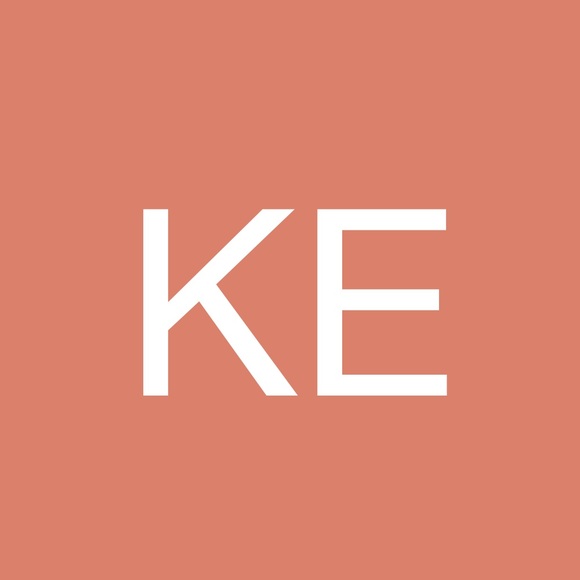 Profile Picture of Kathleen Eppink (@kathleeneppink) on Poshmark