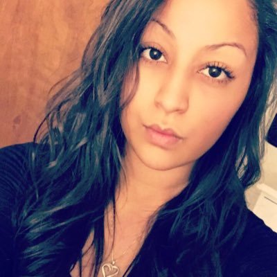 Nikki Holmes - Twitter Profile Picture of Nikki Holmes (@nikelton) on Twitter