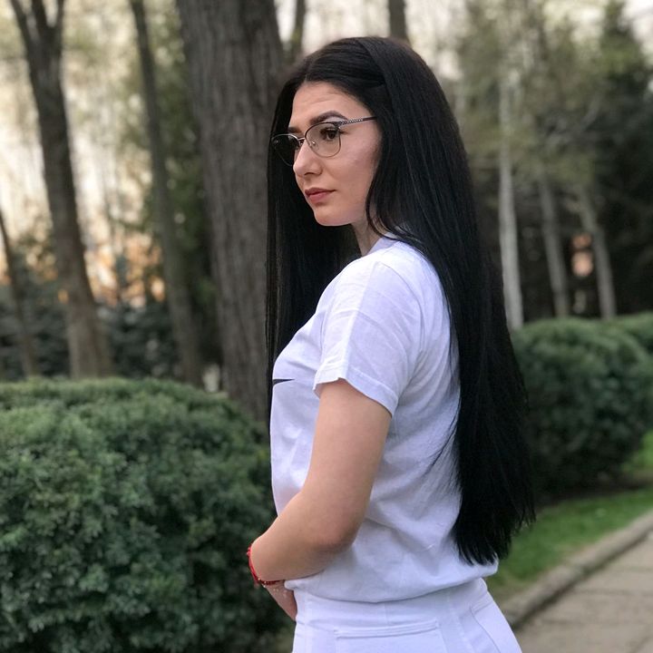 Paula Istrate - Tiktok Profile Picture of Paula Istrate (@paulaistrate7) on Tiktok