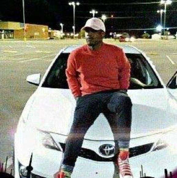 Profile Picture of Tre Mcfadden (@vice5) on Poshmark