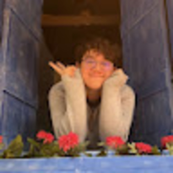 Profile Picture of Jacob Hollens (@j_hollens) on Poshmark